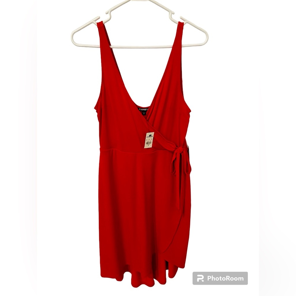 Red Sleeveless Cocktail Dress